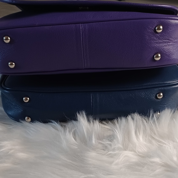 Buddha Leather Messenger Bag - Picture 8 of 9